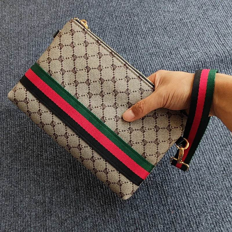 Pochette unisexe zippée en PVC S et M – CLEVI Paris