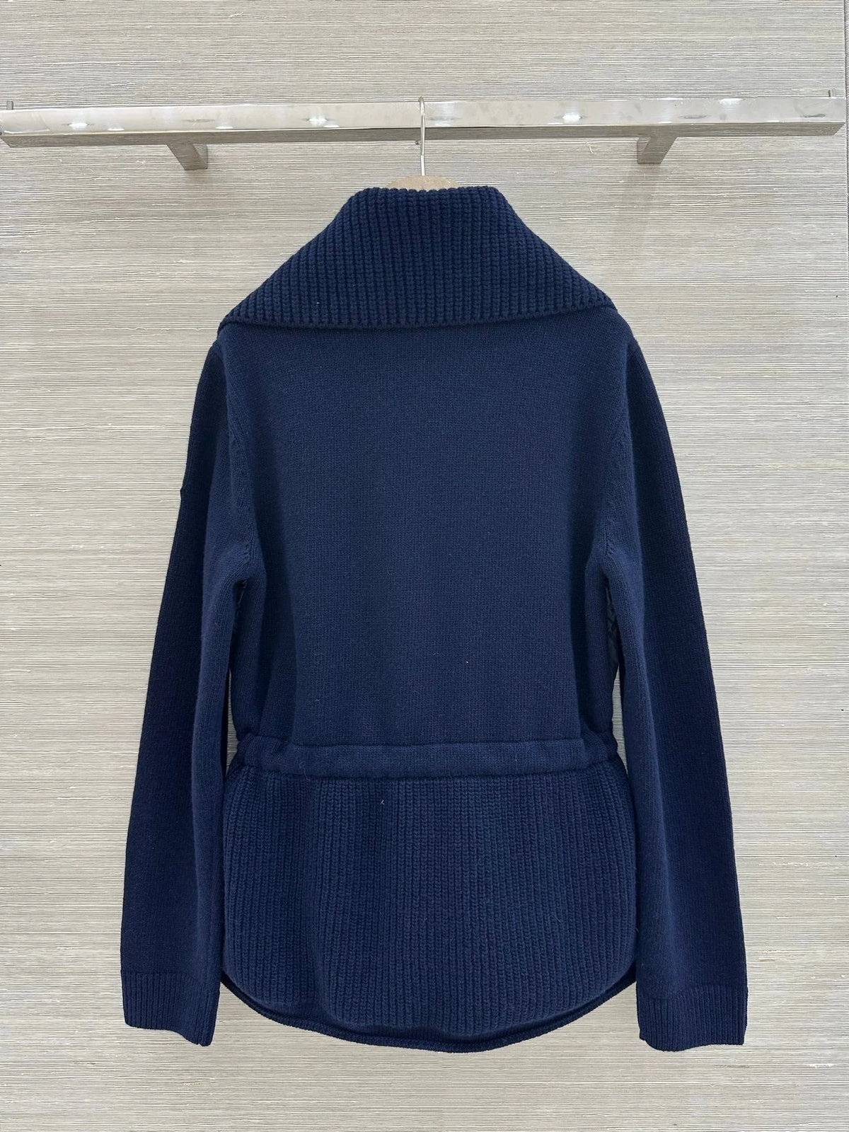 Veste femme en maille et duvet zippée – CLEVI Paris