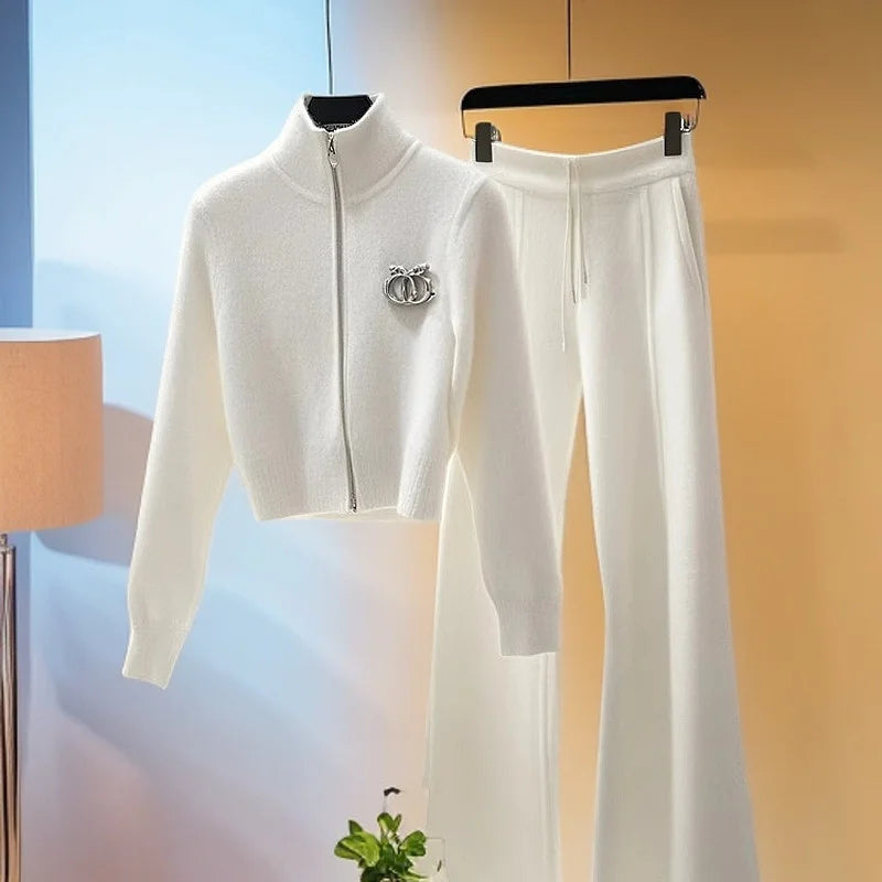 Ensemble blanc femme, veste zippée et pantalon – CLEVI Paris