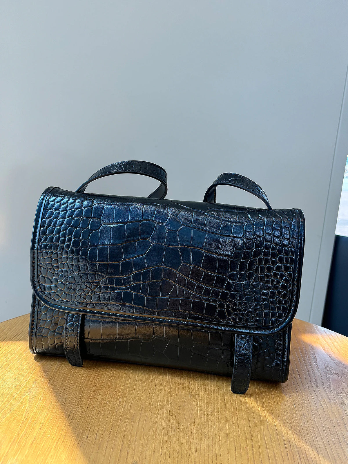 Sac Box Cuir Vache Ciré Motif Crocodile Femme Épaule – CLEVI Paris
