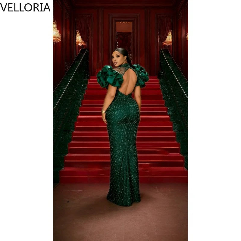 Robe de soirée sirène en dentelle – CLEVI Paris