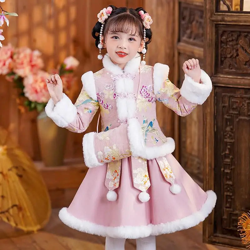 Robe Hanfu fille brodée pour fêtes – CLEVI Paris