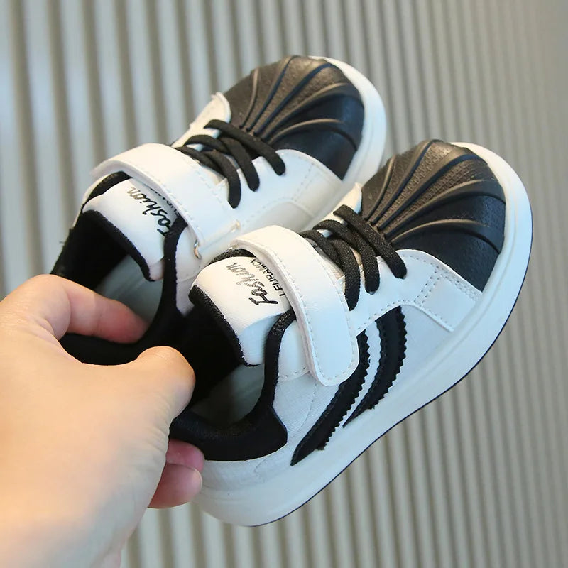 Baskets enfant à scratch style skate – CLEVI Paris
