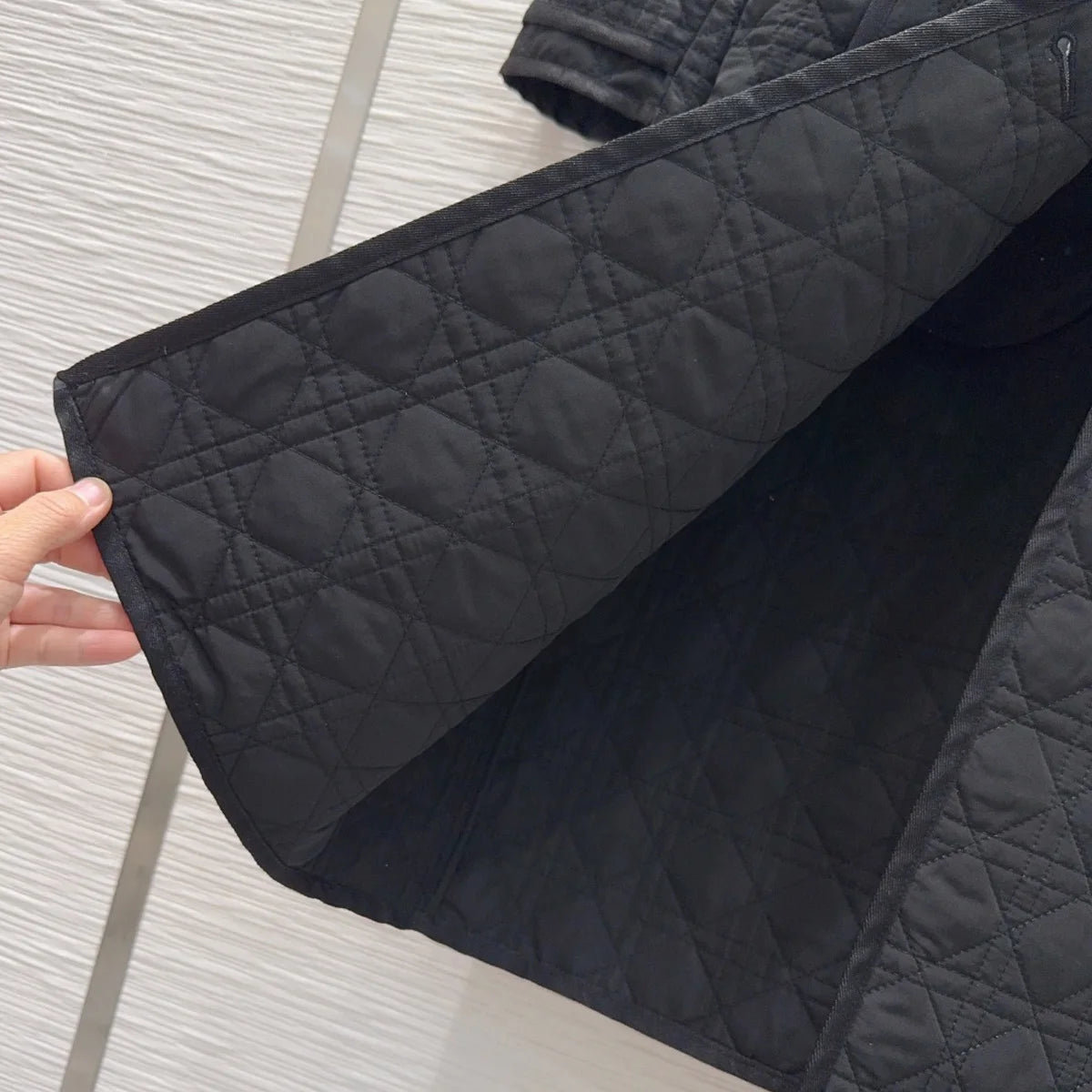 Manteau long matelassé ceinturé femme – CLEVI Paris