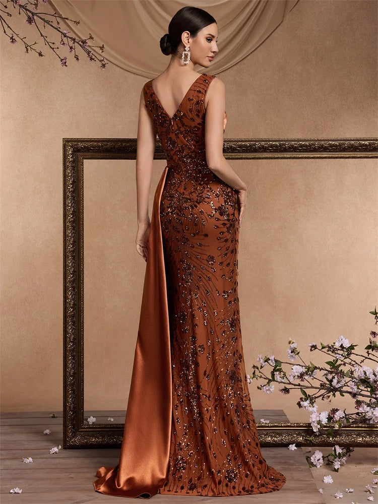 Robe sirène à paillettes avec col V – CLEVI Paris