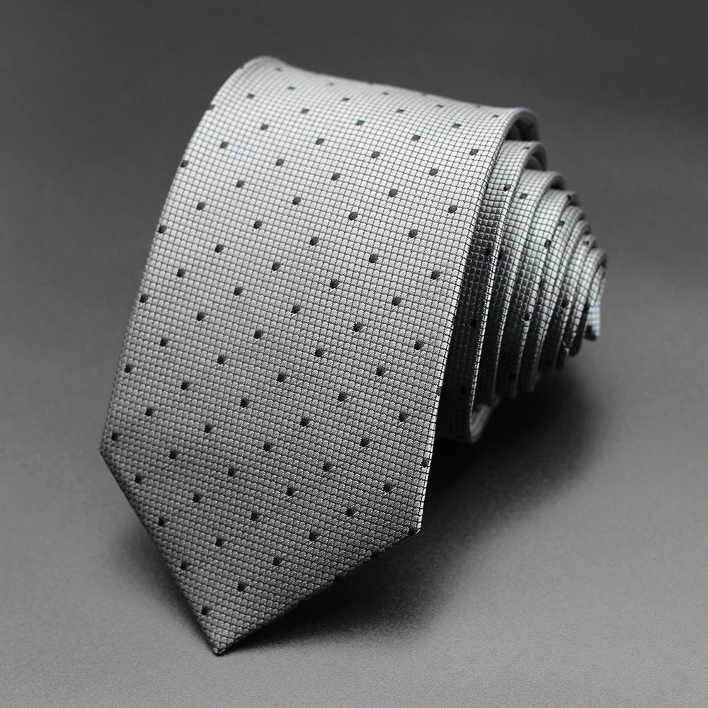 Cravate homme à pois, style élégant – CLEVI Paris