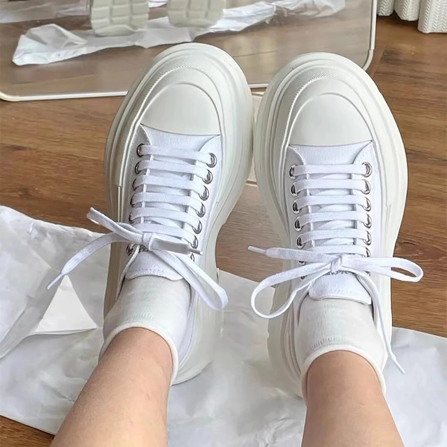 Sneakers Unisexe Canvas Semelle Épaisse Rehaussante Noir & Blanc – CLEVI Paris