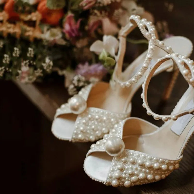 Escarpins à talons et perles pour femme – CLEVI Paris