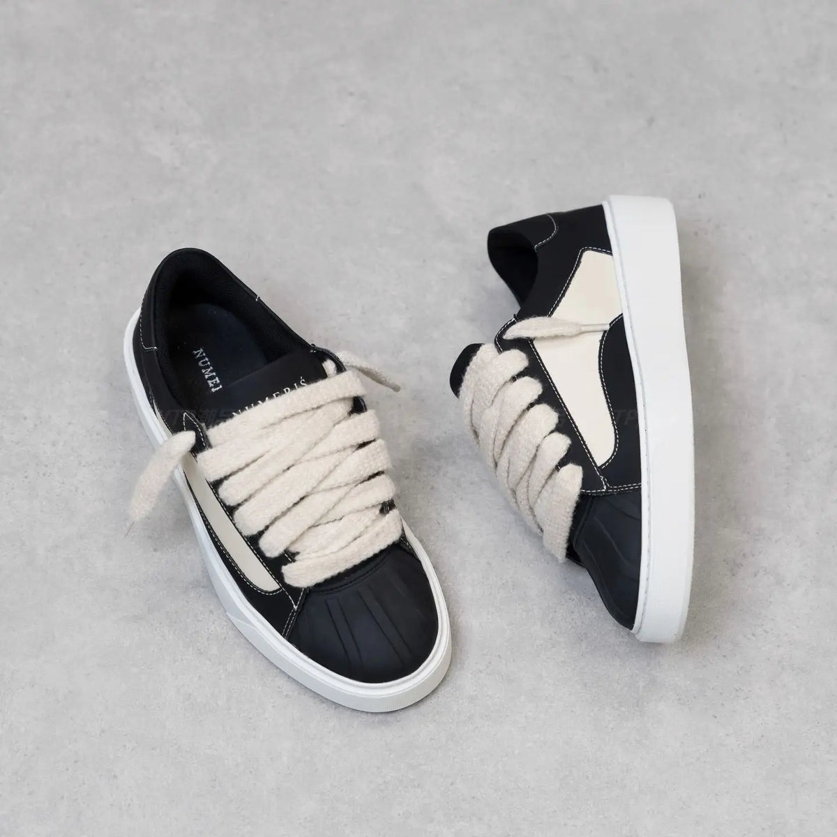 Sneakers Épaisses Unisexe Antidérapantes – CLEVI Paris