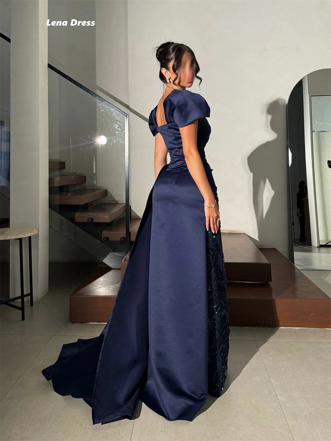 Robe de soirée sirène col carré dentelle – CLEVI Paris