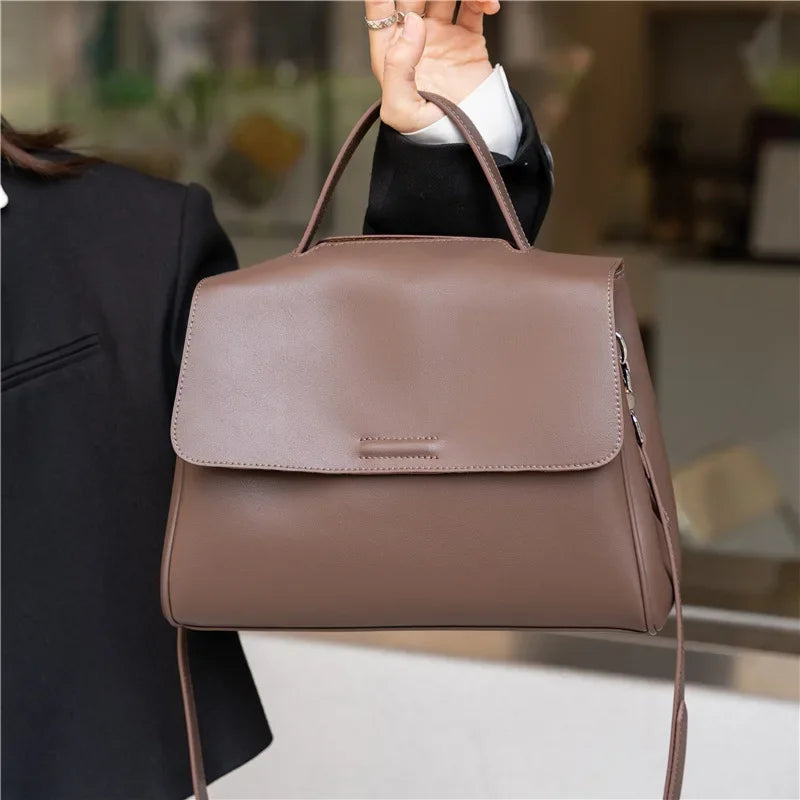 Sac à bandoulière femme souple en cuir – CLEVI Paris