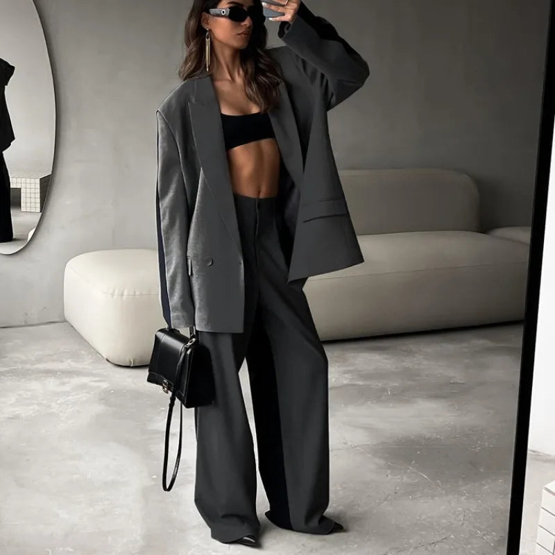 Ensemble gris femme blazer et pantalon large – CLEVI Paris