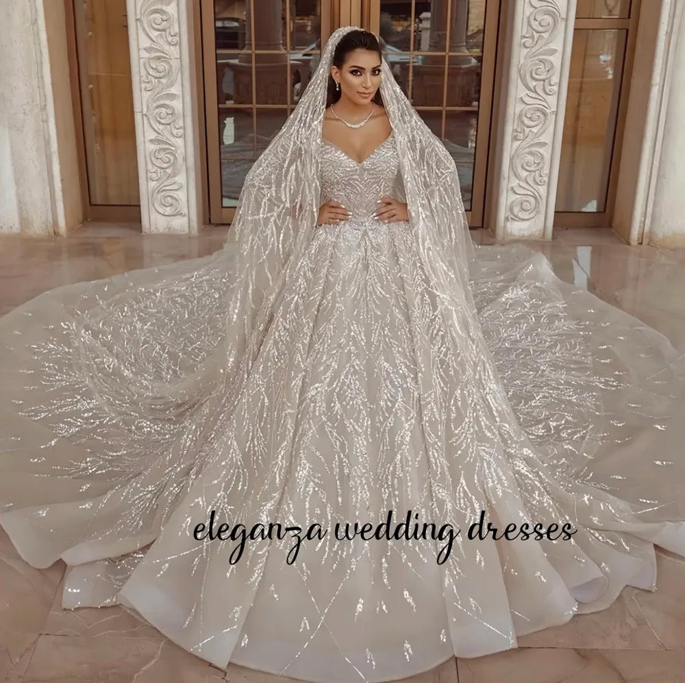 Robe de mariée en tulle à encolure cœur – CLEVI Paris