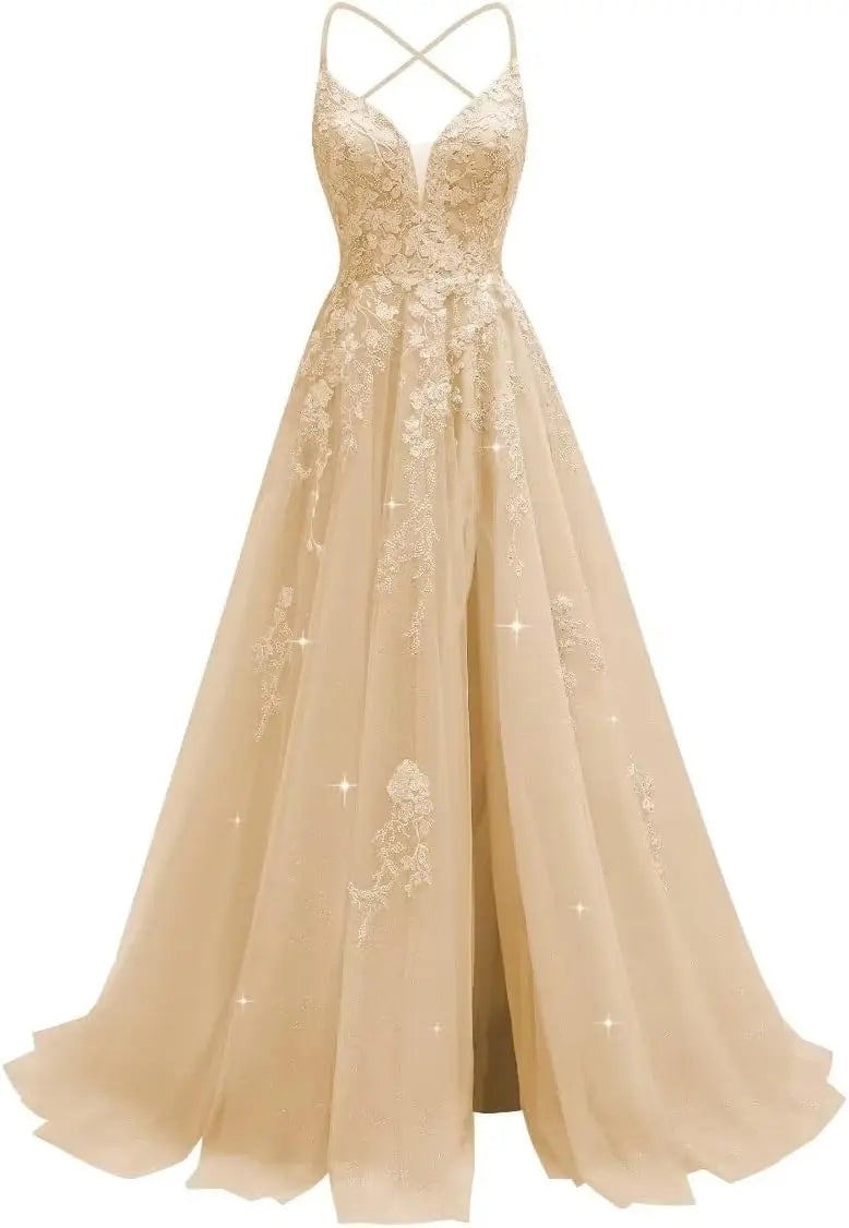 Robe de mariée en tulle ligne A col V – CLEVI Paris