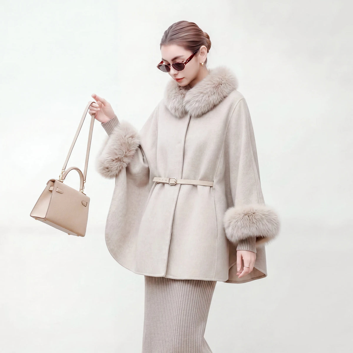 Manteau cape laine et col renard amovible – CLEVI Paris