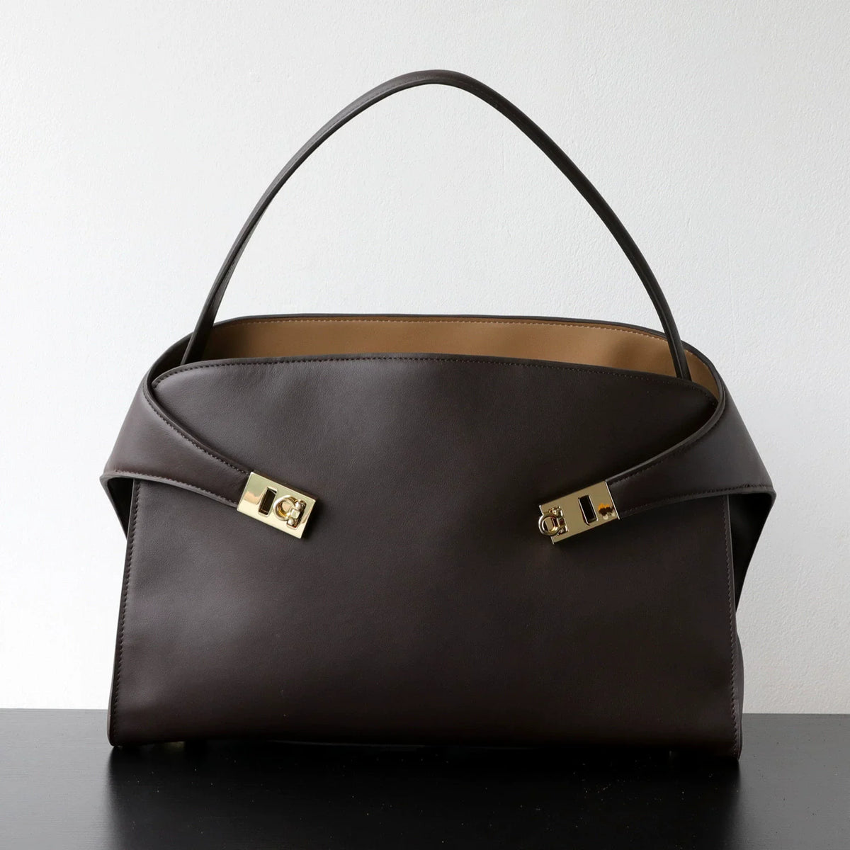 Sac cabas femme souple en cuir – CLEVI Paris