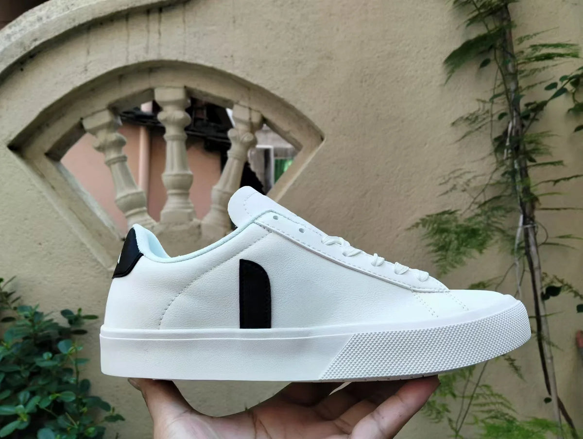 Sneakers unisexes à lacets en simili cuir – CLEVI Paris