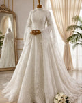 Robe de mariée en tulle à col carré – CLEVI Paris