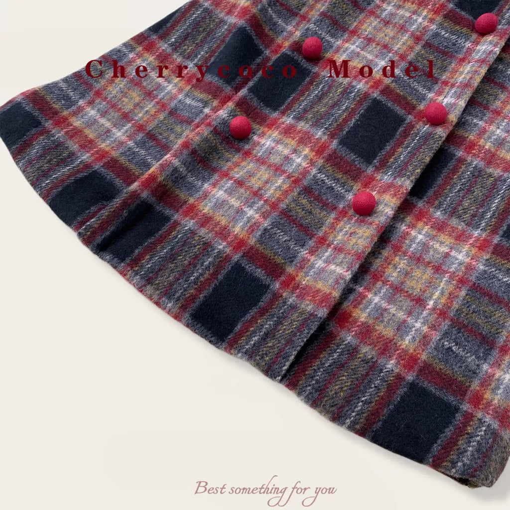 Tenue fille à carreaux pour l’hiver – CLEVI Paris