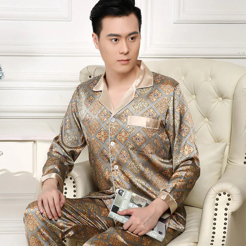 Pyjama Homme 2 Pièces Soie de Glace Satin Col Rabattu Manches Longues Style Luxe Imprimé Printemps Été – CLEVI Paris