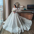 Robe de mariée princesse en tulle brodé – CLEVI Paris