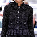 Veste ou jupe femme en tweed noir à volants – CLEVI Paris