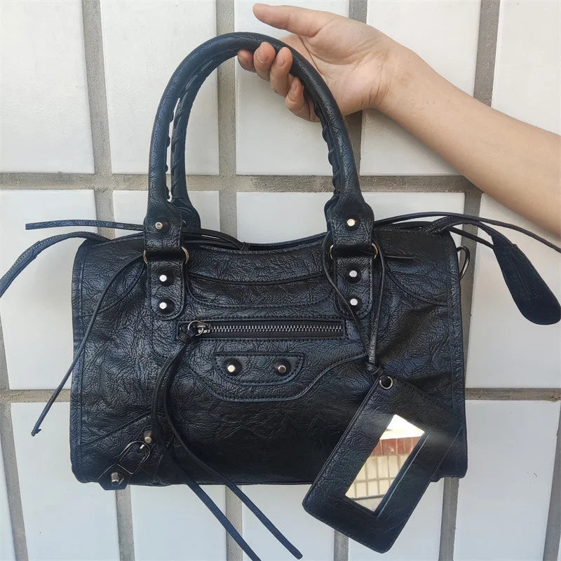 Sac À Main PU Froissé Rivets Femme Miroir & Pompon 4 Tailles – CLEVI Paris