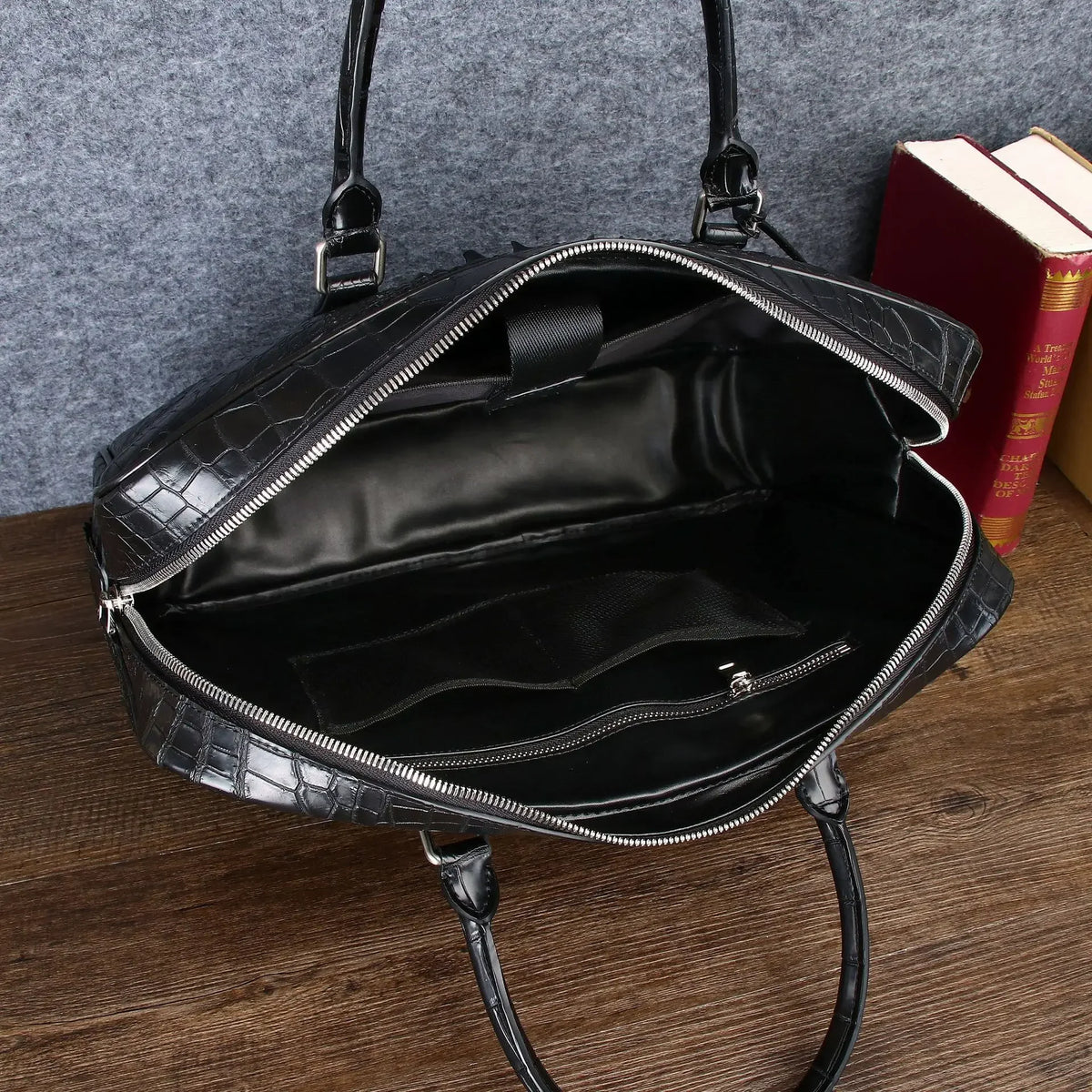 Sac Messager Homme Cuir Vache Véritable Alligator 42x31cm 14” – CLEVI Paris