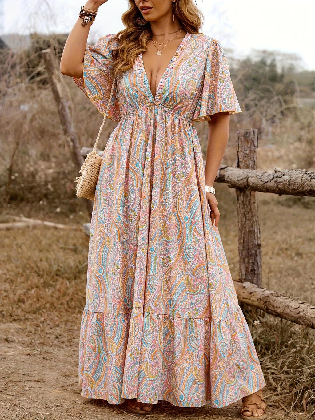 Robe Femme Grande Taille Imprimé Paisley Col V – CLEVI Paris