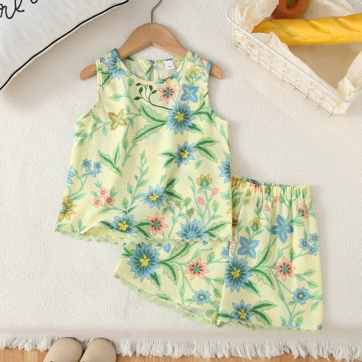 Ensemble fille fleuri haut et short dentelle – CLEVI Paris