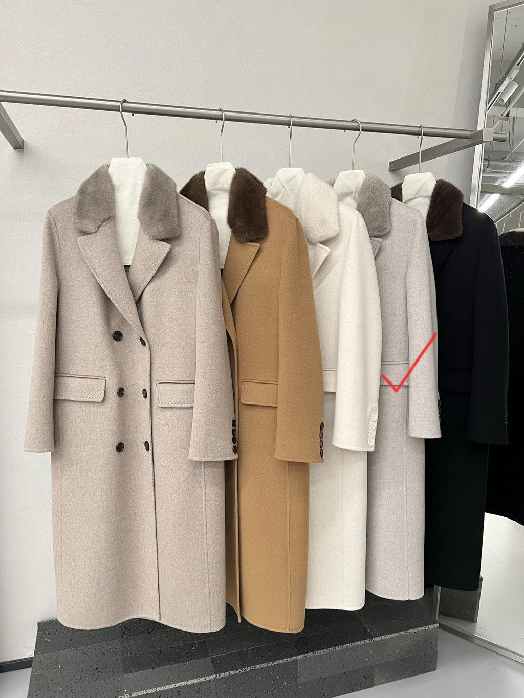 Manteau long femme à double boutonnage – CLEVI Paris