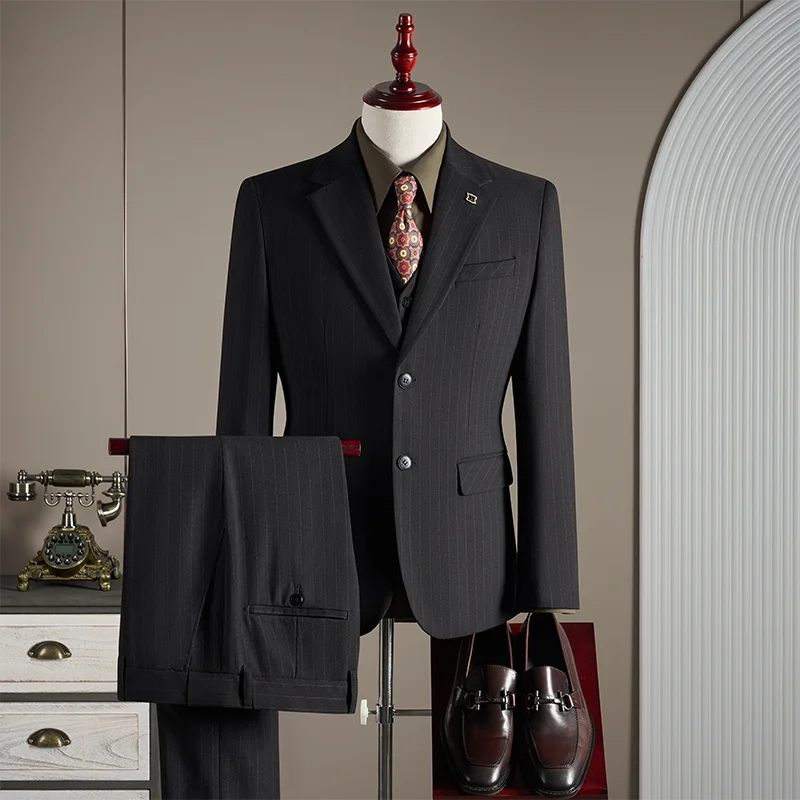 Costume 3 pièces rayé homme – CLEVI Paris