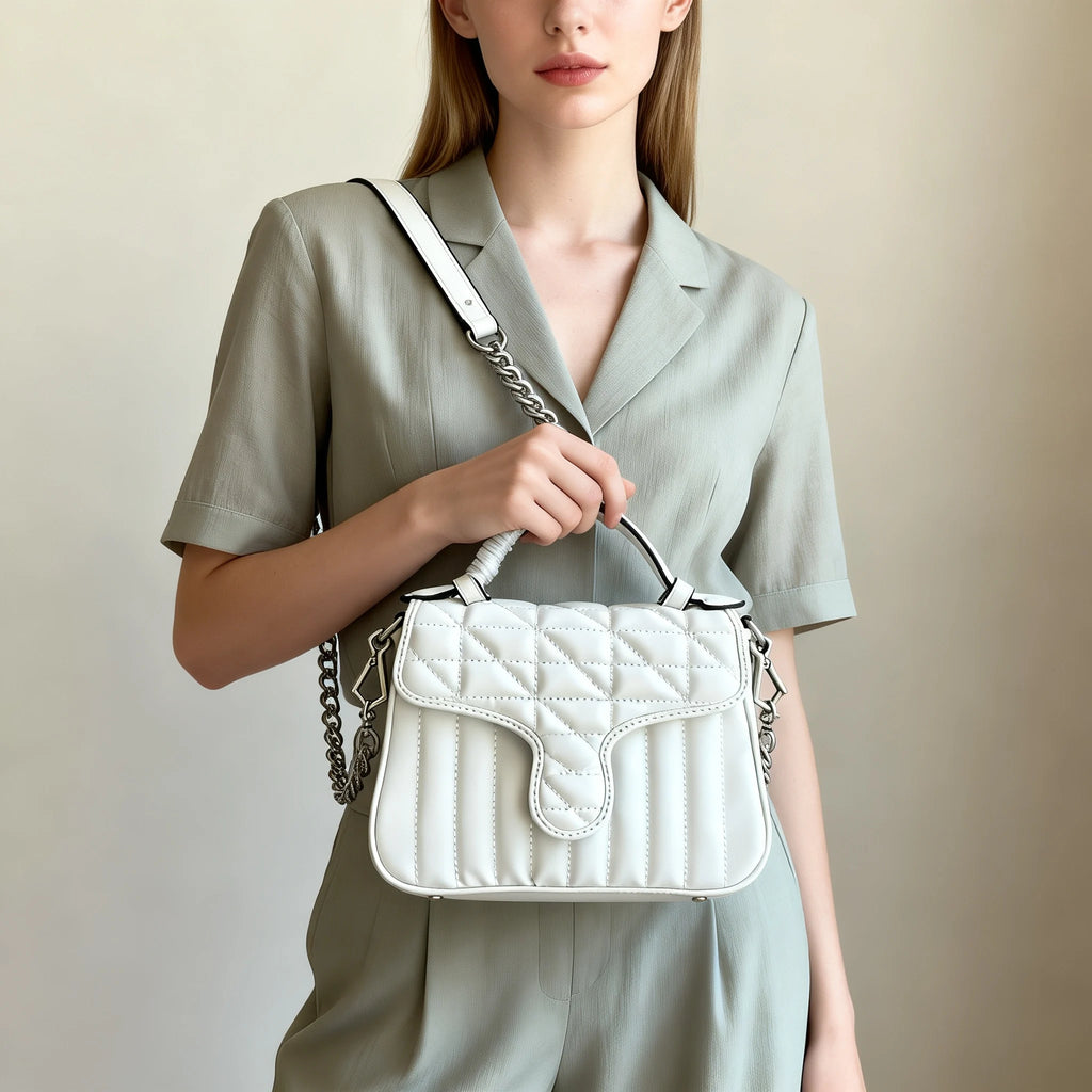 Sac baguette en cuir pour femme – CLEVI Paris