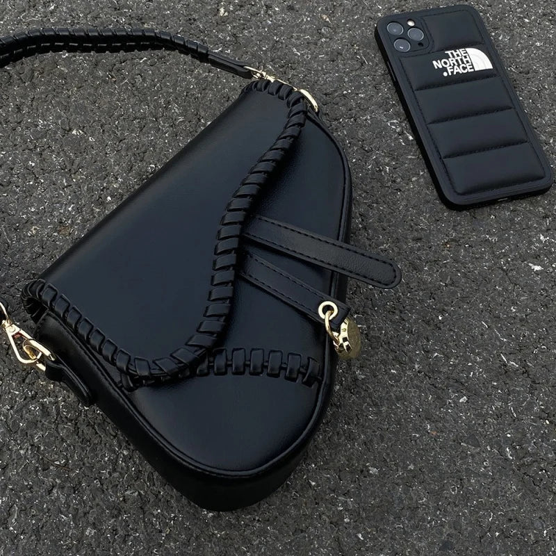 Sac Selle Femme Tressé Sous le Bras Fermeture Magnétique – CLEVI Paris