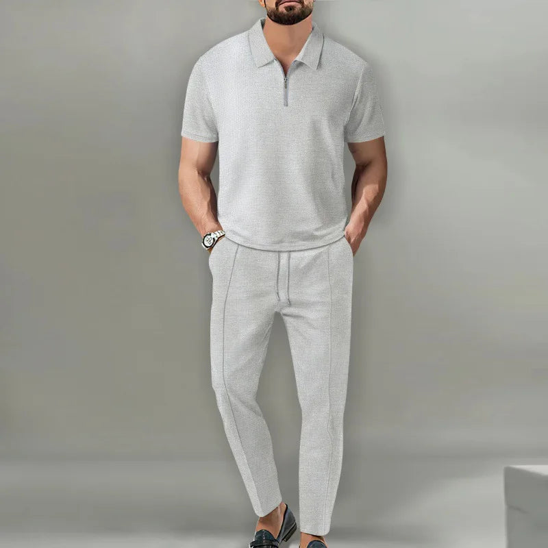 Ensemble homme polo zippé et pantalon – CLEVI Paris