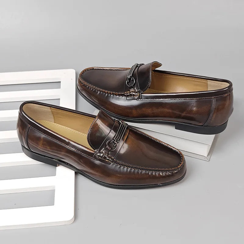 Mocassins en cuir à bout pointu – CLEVI Paris