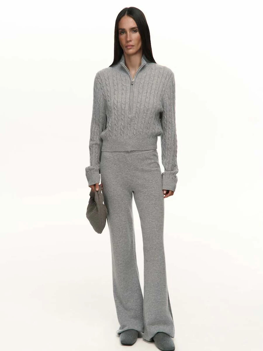 Ensemble femme pull col zippé et pantalon – CLEVI Paris