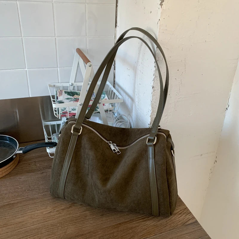 Sac À Main Femme Vintage Forme Coussin Faux Suède Fermeture Zippée – CLEVI Paris