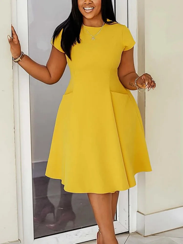 Robe Femme Grande Taille Col Rond Manches Courtes A-line Mi-Mollet Poches Casual – CLEVI Paris