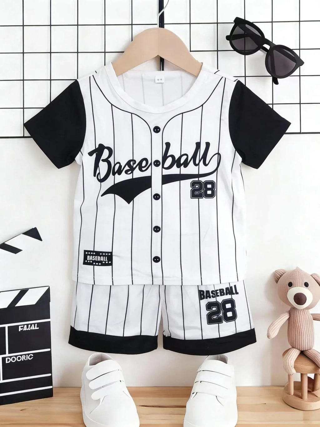 Ensemble garçon baseball rayé numéro 28 – CLEVI Paris