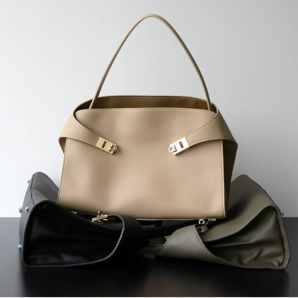 Sac Épaule Cuir Suédé Femme Verrou Métallique Style Minimaliste – CLEVI Paris