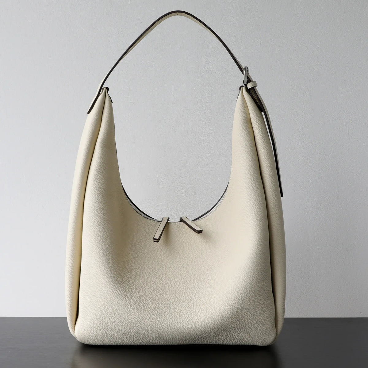 Sac Hobo Femme Cuir PU Grain 28x15x40cm – CLEVI Paris