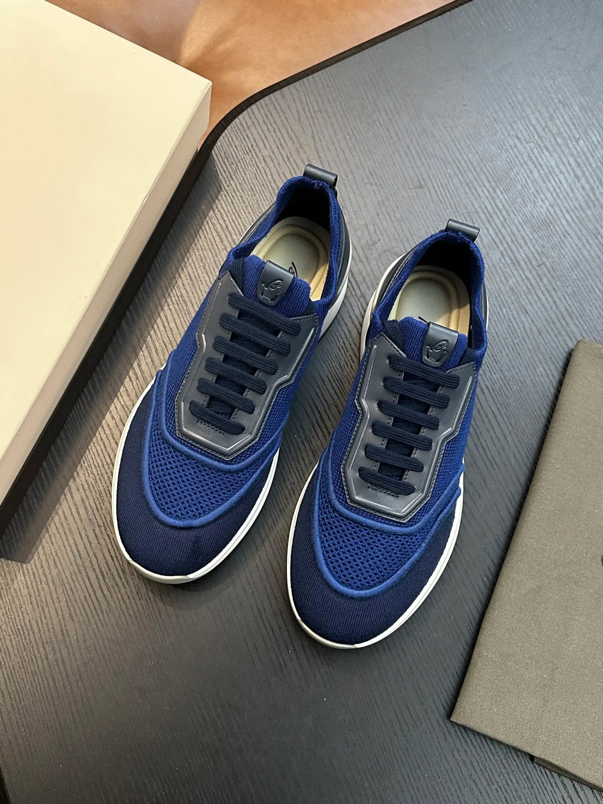 Sneakers Homme Cuir de Vache Véritable OECHSLI 2026 – Respirant, Semelle Caoutchouc, Grandes Pointures 38-46 – CLEVI Paris