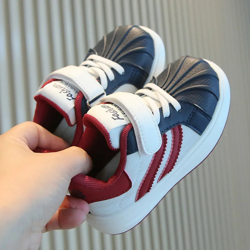 Baskets enfant à scratch style skate – CLEVI Paris