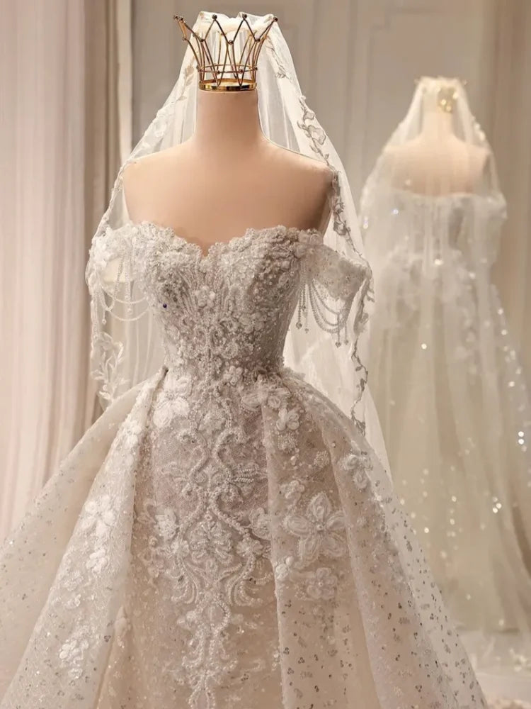 Robe de mariée sirène en dentelle – CLEVI Paris