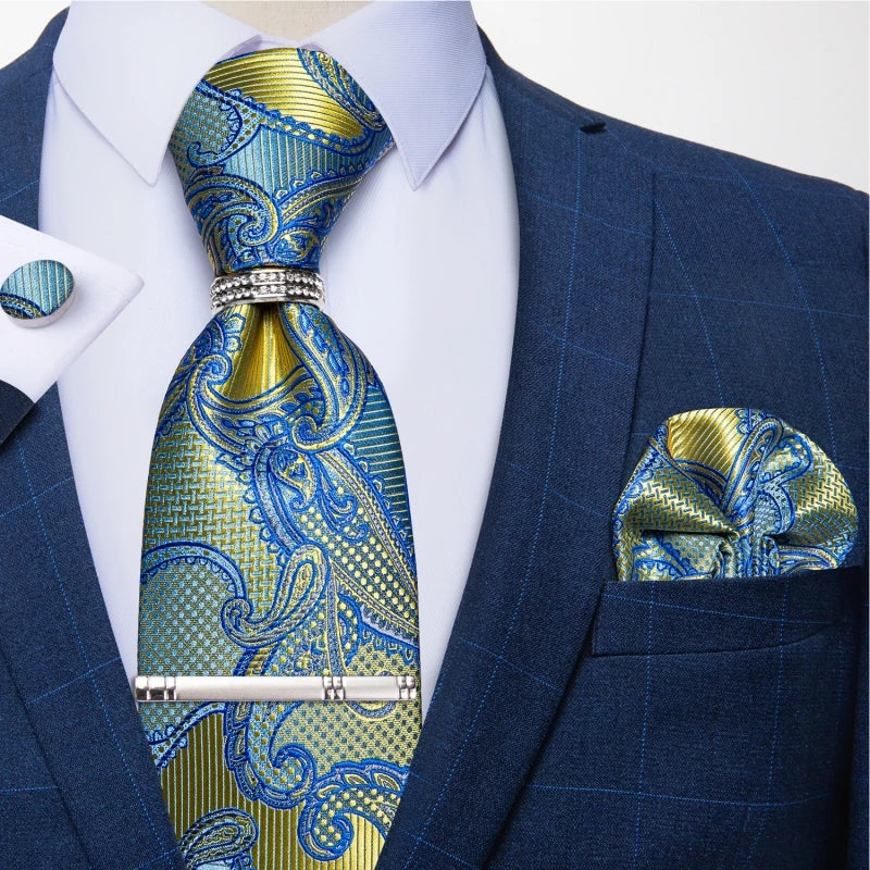 Ensemble cravate et pochette homme à carreaux – CLEVI Paris
