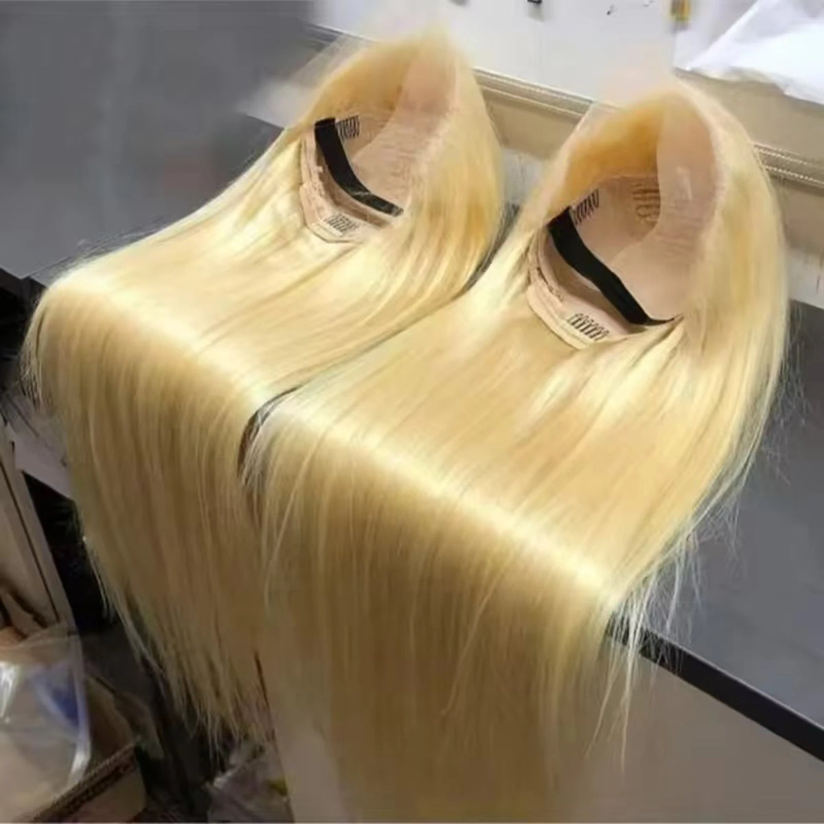 Perruque Synthétique Lisse 613 Blonde Lace Part Femme – CLEVI Paris