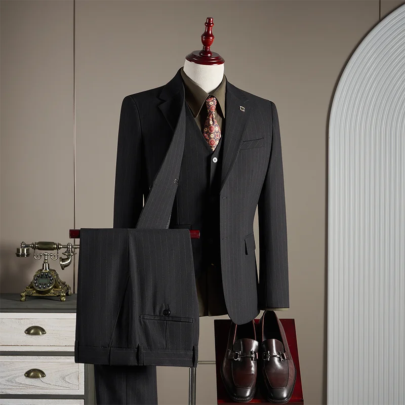 Costume 3 pièces rayé homme – CLEVI Paris