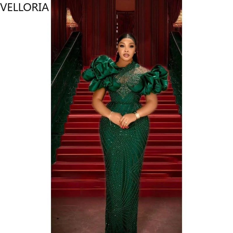 Robe de soirée sirène en dentelle – CLEVI Paris
