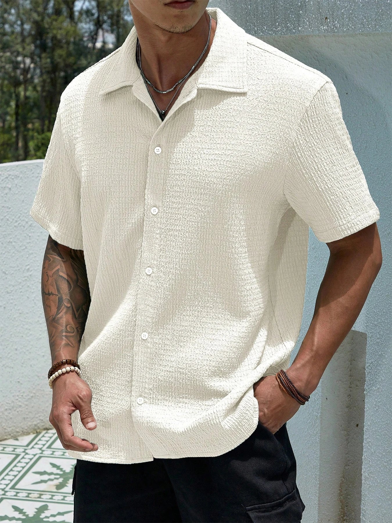 Chemise Homme Casual Manches Courtes Été Tissu Plissé Léger – CLEVI Paris